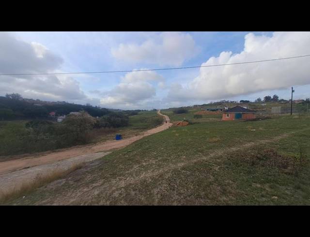 LAND FOR SALE IN UMLAZI CC
